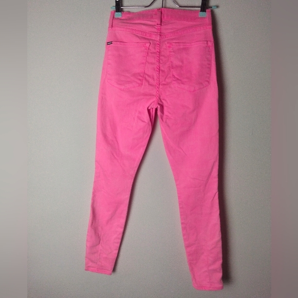 Alice + Olivia • Pink Jeans - Picture 7 of 10